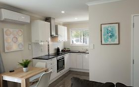 Rose Apartments Unit 5 Central Rotorua- Accommodation & Spa